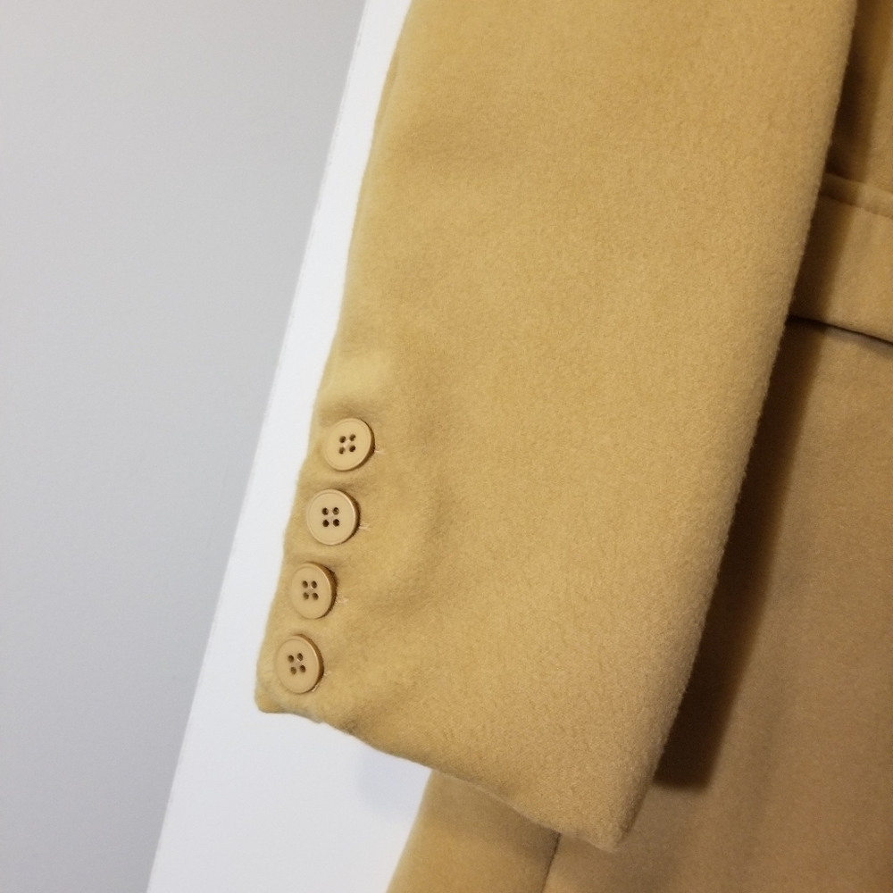 NWOT Tan Jacket - Picture 3 of 8
